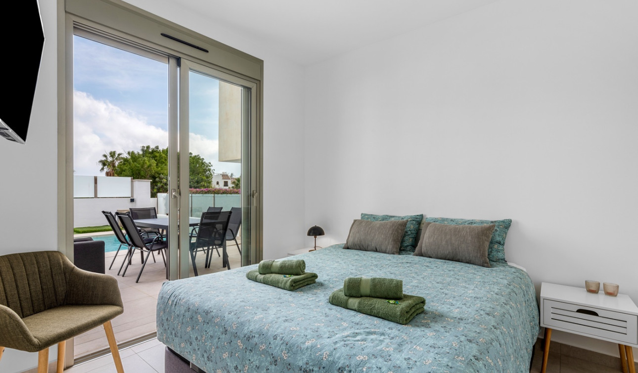 Resale - Detached Villa - Orihuela Costa - Villamartín