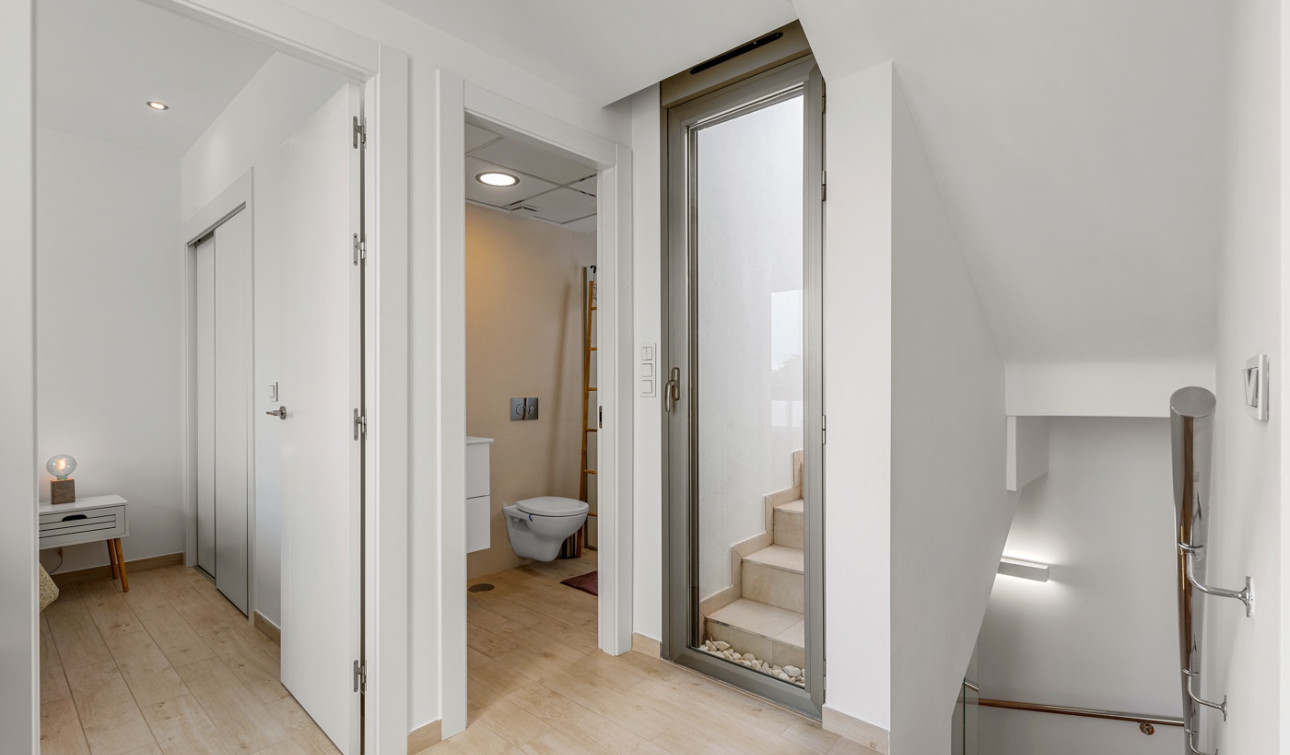 Resale - Detached Villa - Orihuela Costa - Villamartín