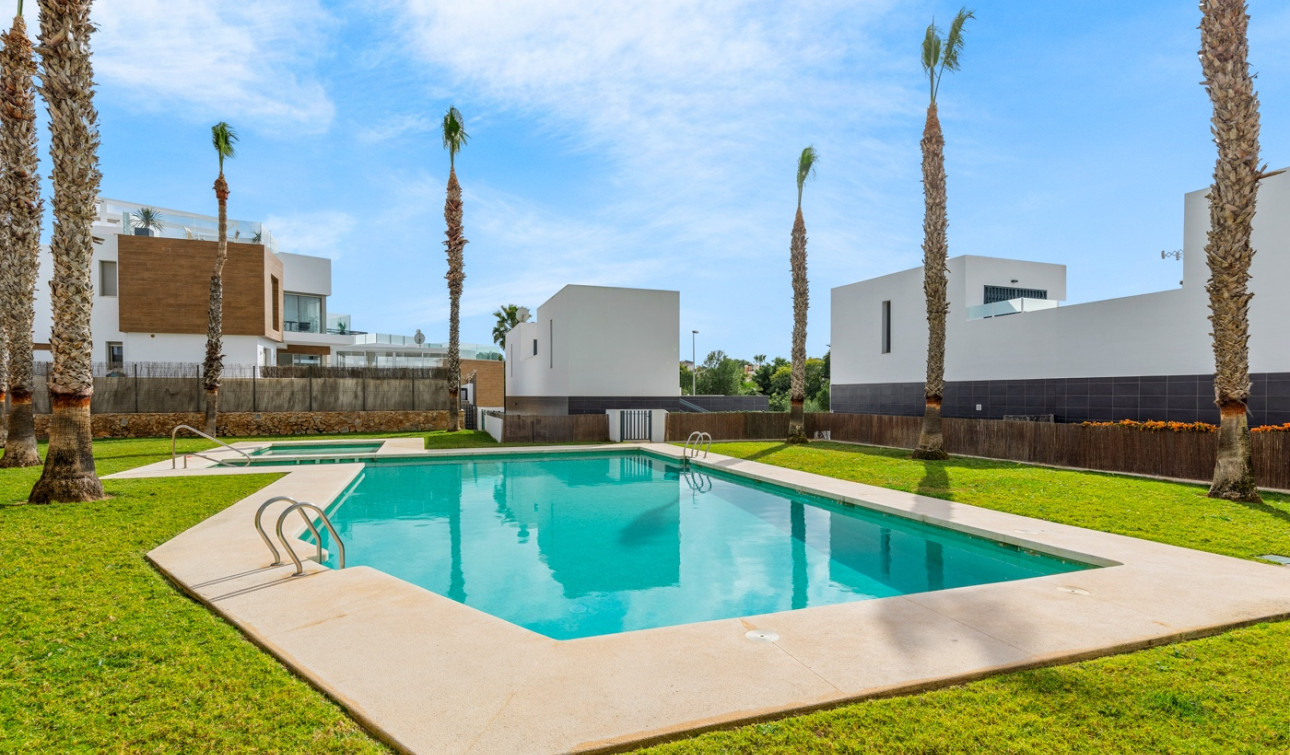 Resale - Detached Villa - Orihuela Costa - Villamartín