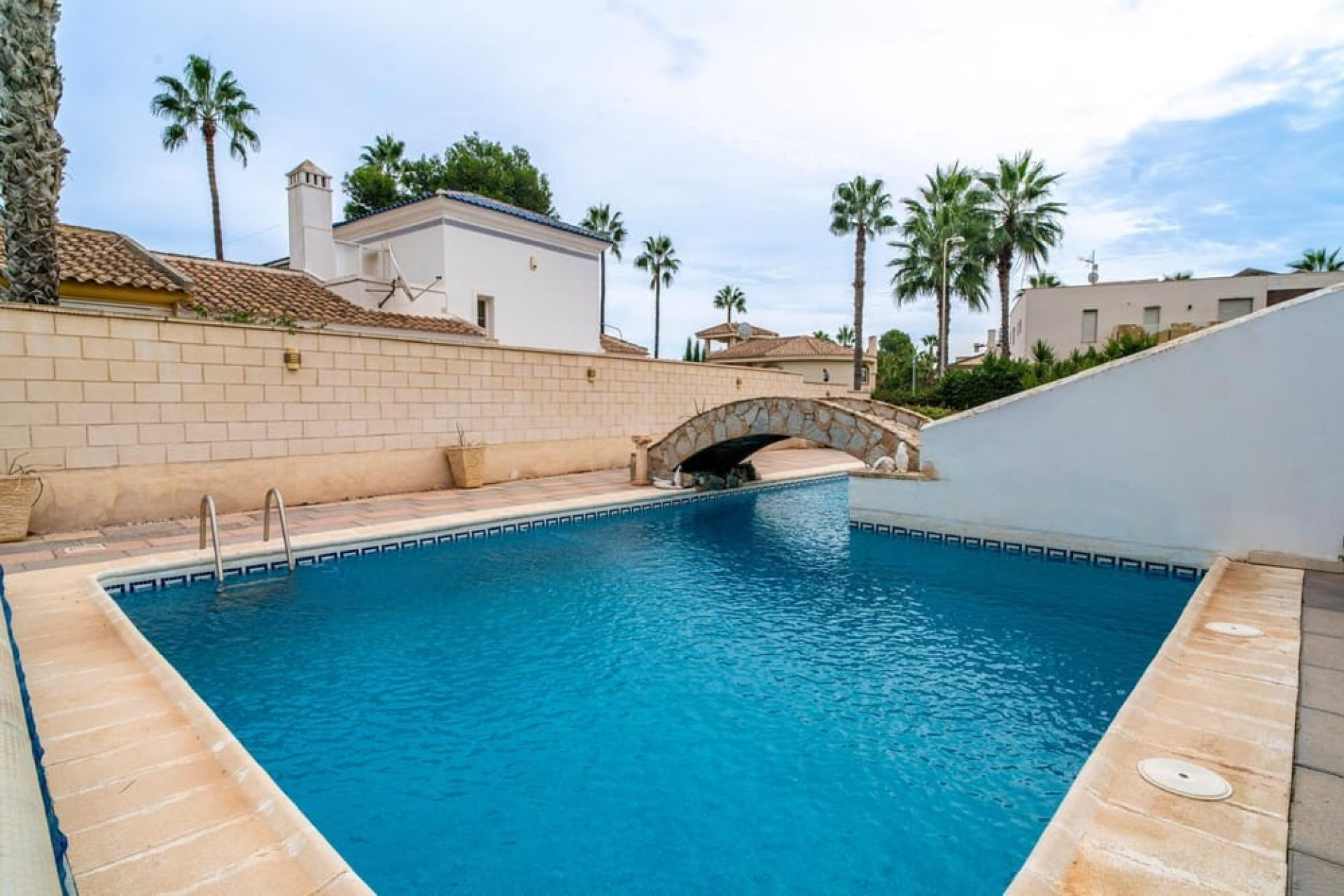 Resale - Detached Villa - Orihuela Costa - Villamartín