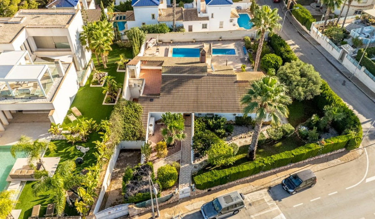 Resale - Detached Villa - Orihuela Costa - Villamartín