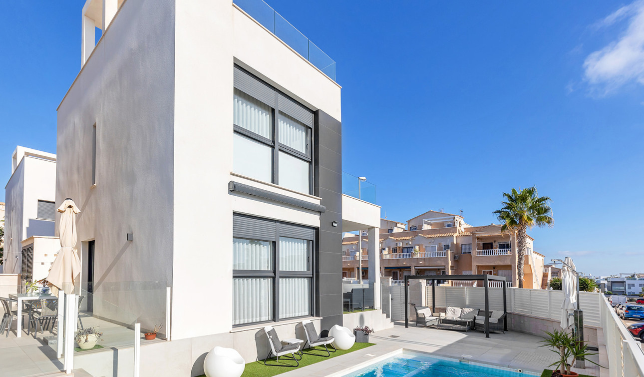 Resale - Detached Villa - Orihuela Costa