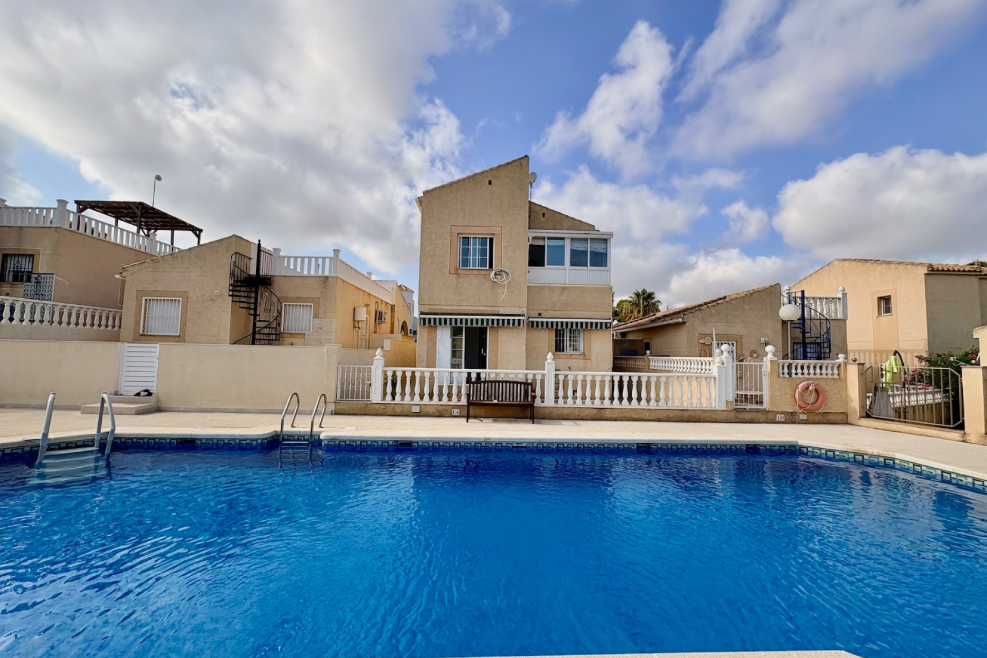 Resale - Detached Villa - Orihuela - Los Balcones