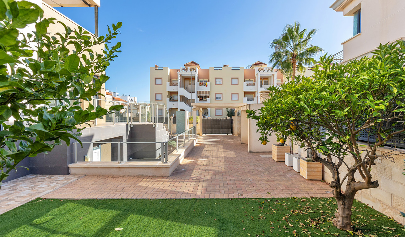 Resale - Detached Villa - Orihuela - Orihuela Costa