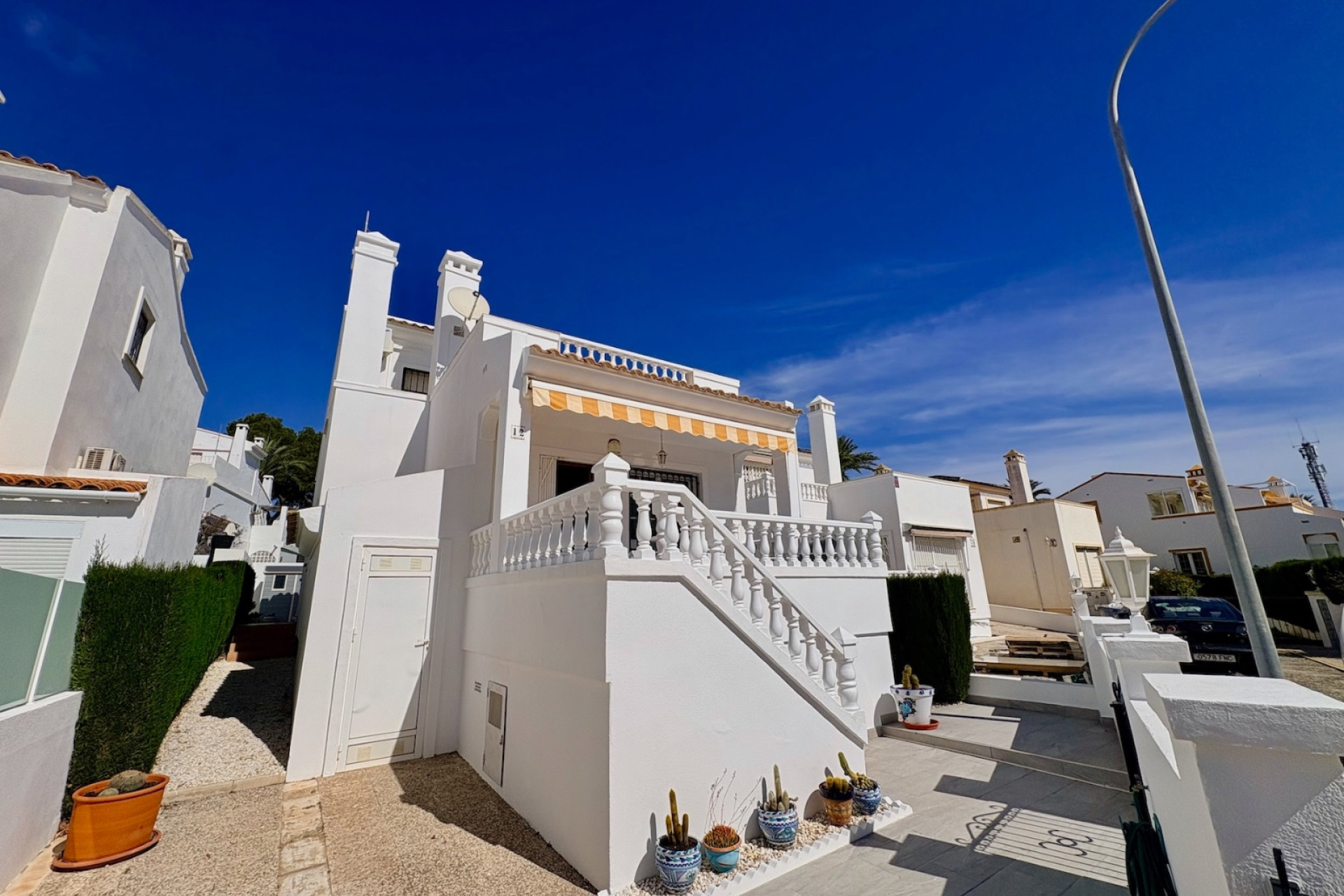 Resale - Detached Villa - Orihuela - Villamartin