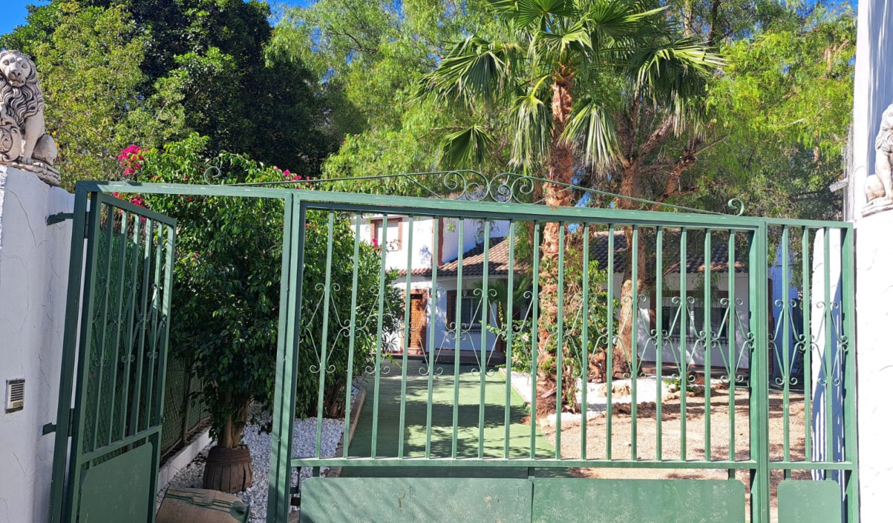 Resale - Detached Villa - Orihuela