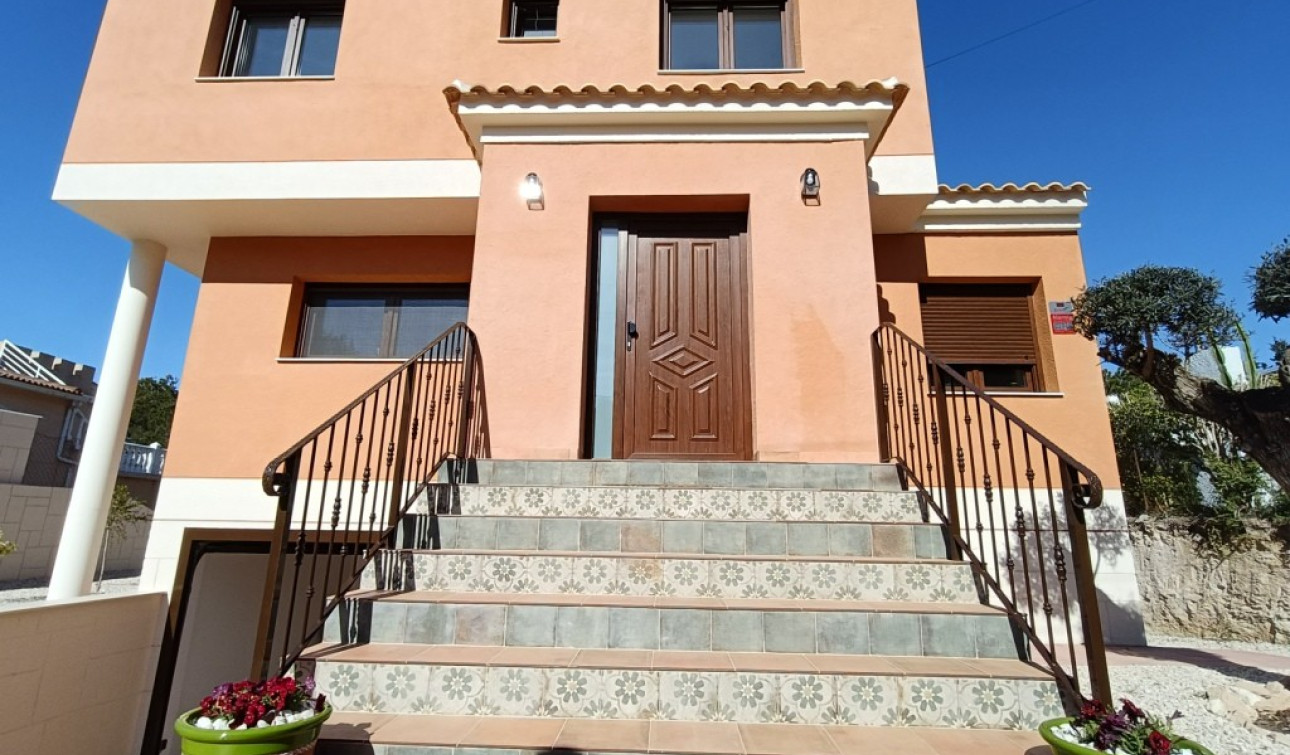 Resale - Detached Villa - Pinar de Campoverde