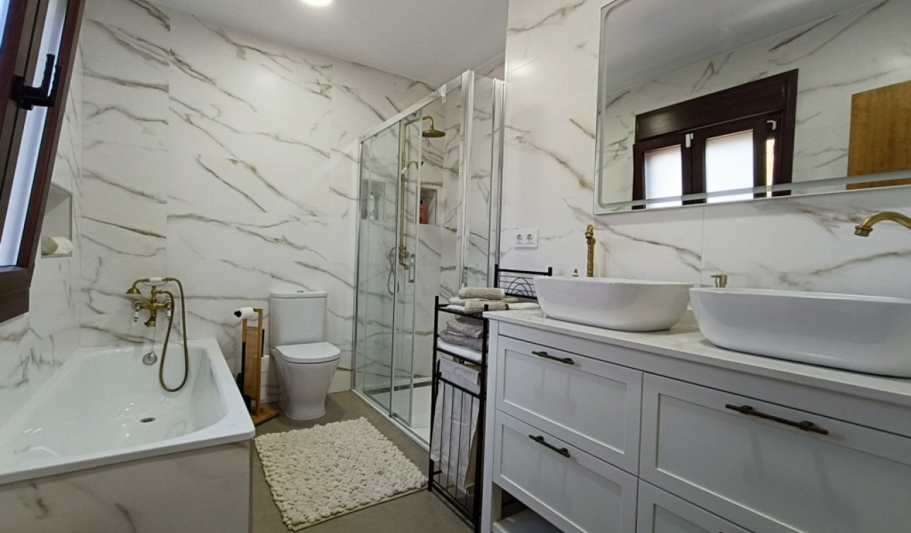 Resale - Detached Villa - Pinar de Campoverde