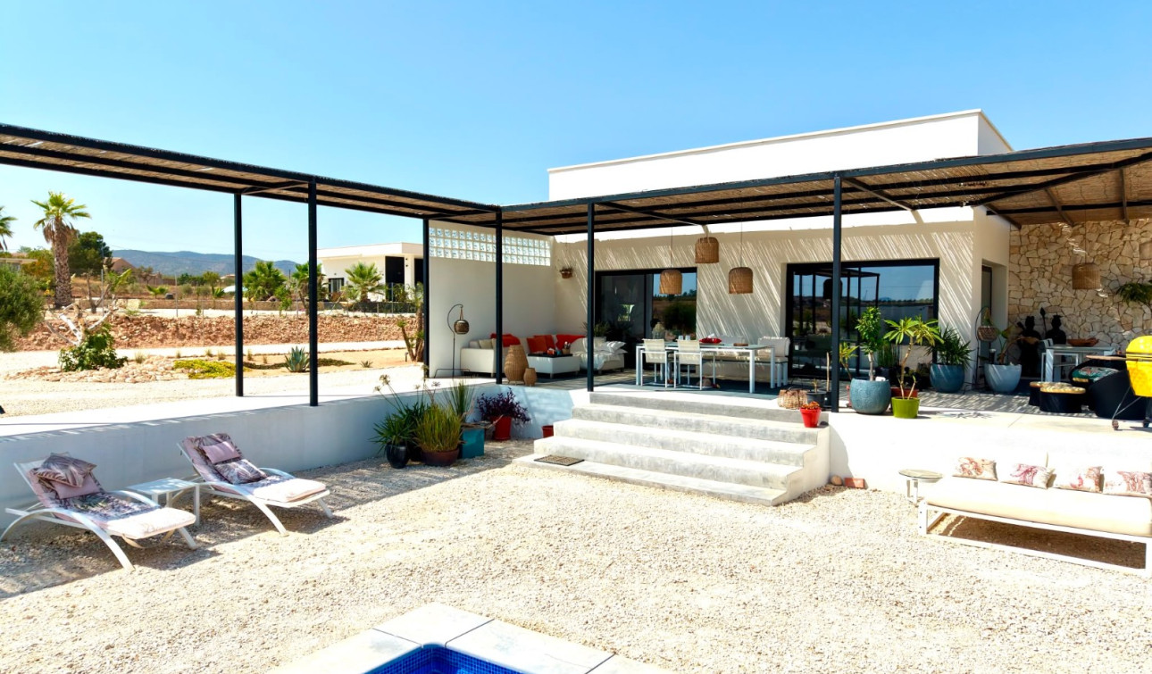 Resale - Detached Villa - Pinoso