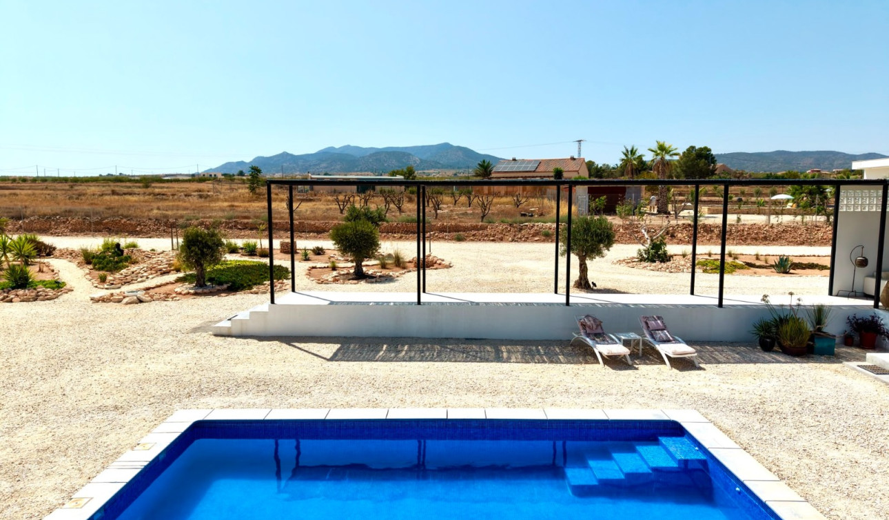 Resale - Detached Villa - Pinoso