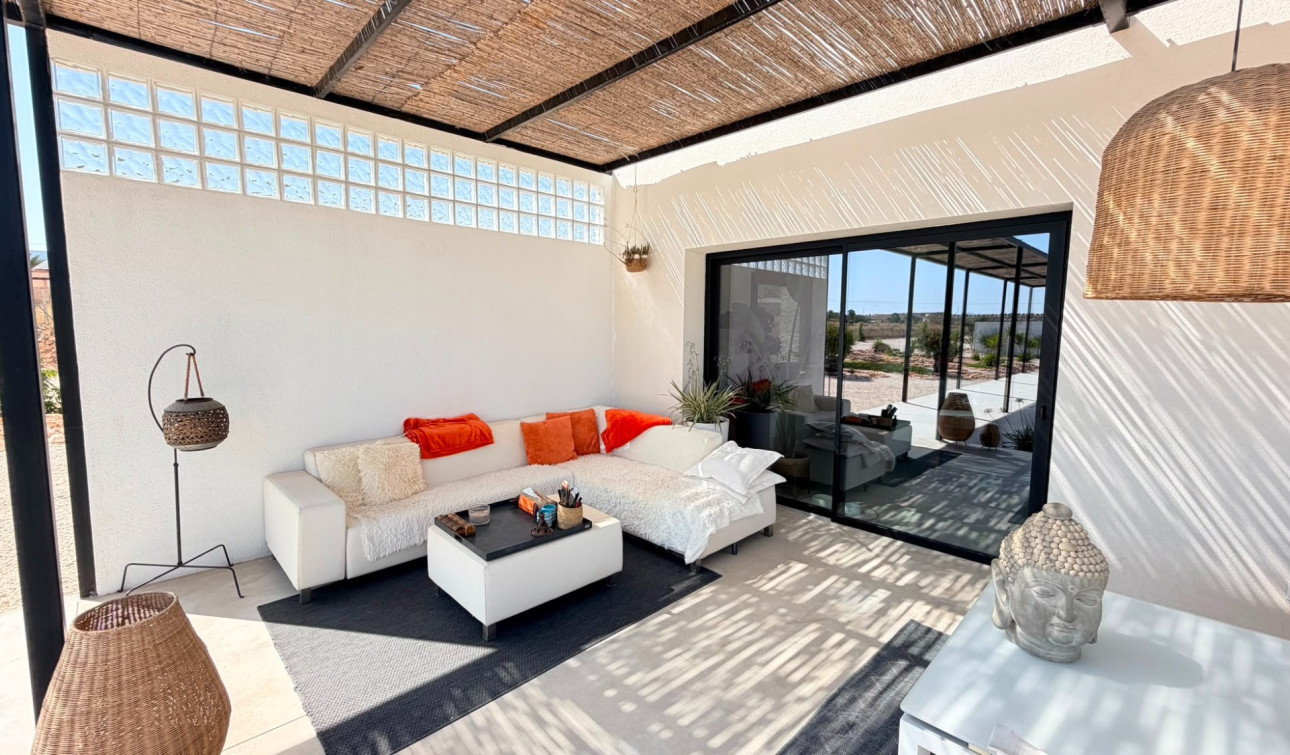 Resale - Detached Villa - Pinoso
