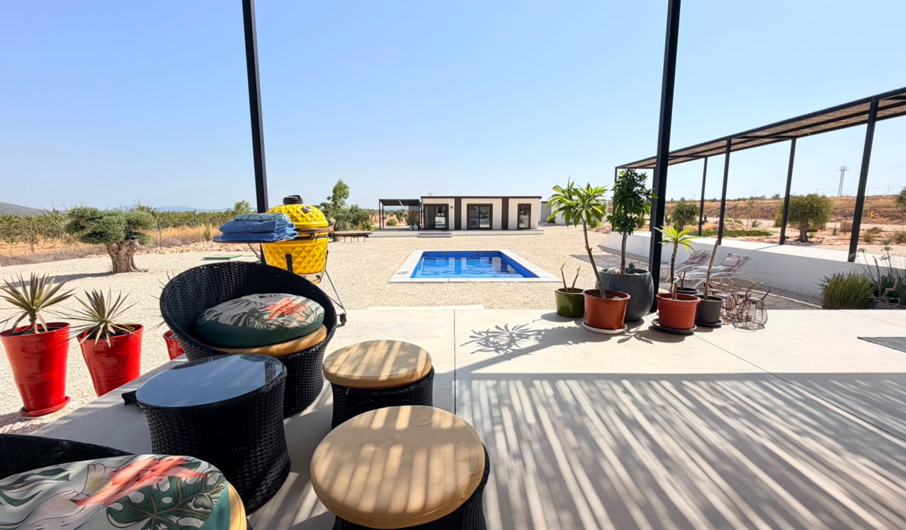 Resale - Detached Villa - Pinoso