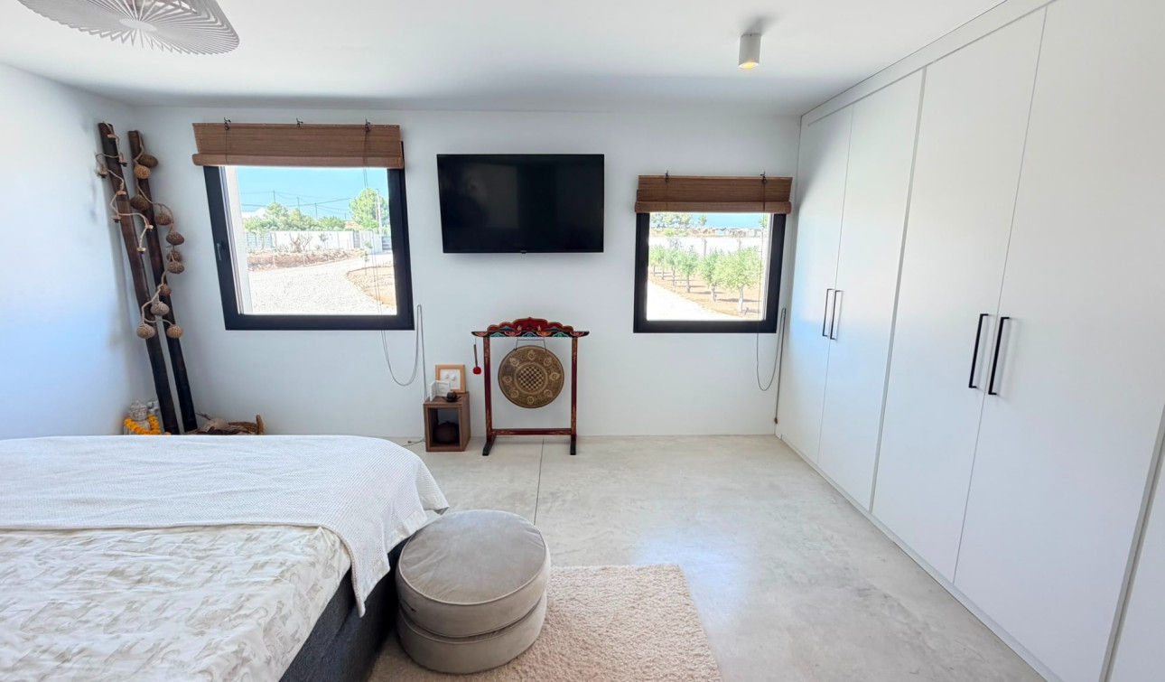 Resale - Detached Villa - Pinoso