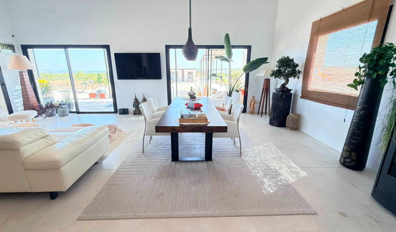 Resale - Detached Villa - Pinoso