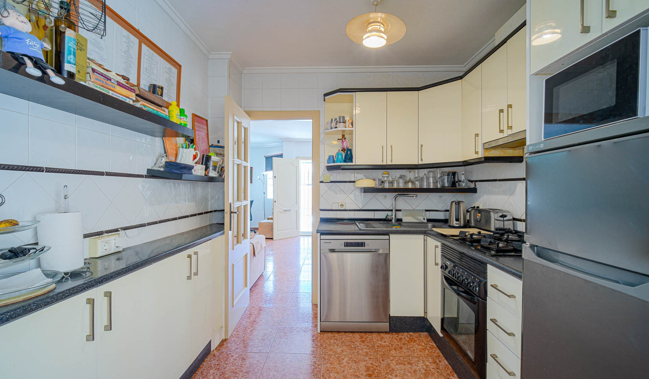 Resale - Detached Villa - Punta Prima