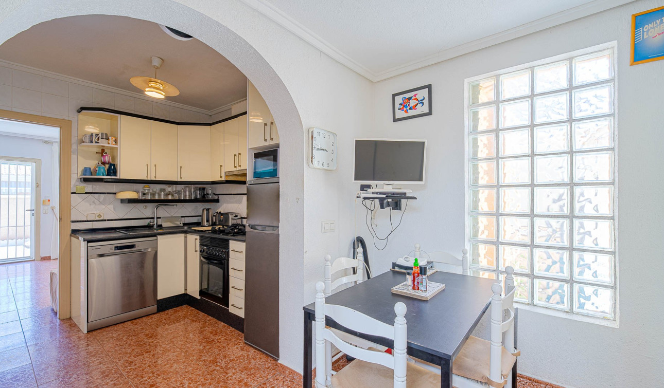 Resale - Detached Villa - Punta Prima