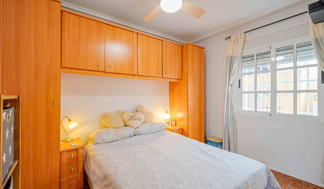 Resale - Detached Villa - Punta Prima
