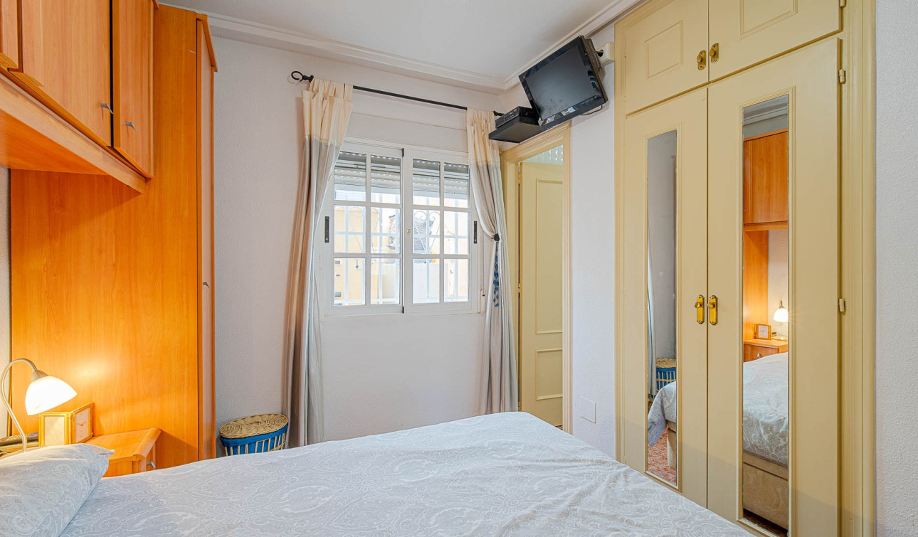 Resale - Detached Villa - Punta Prima