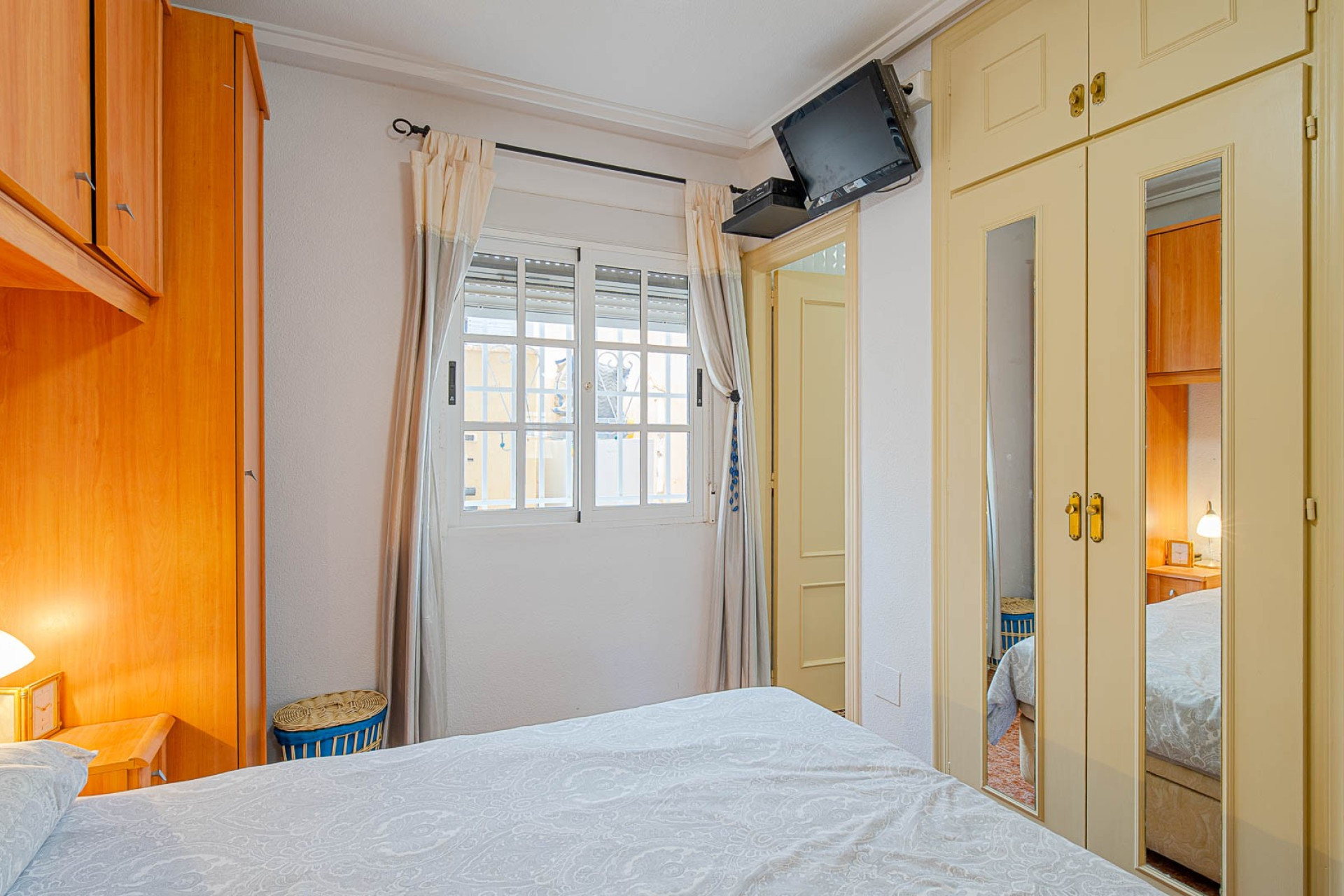Resale - Detached Villa - Punta Prima