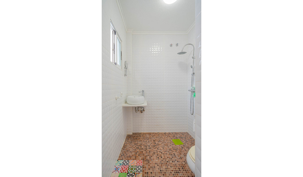 Resale - Detached Villa - Punta Prima