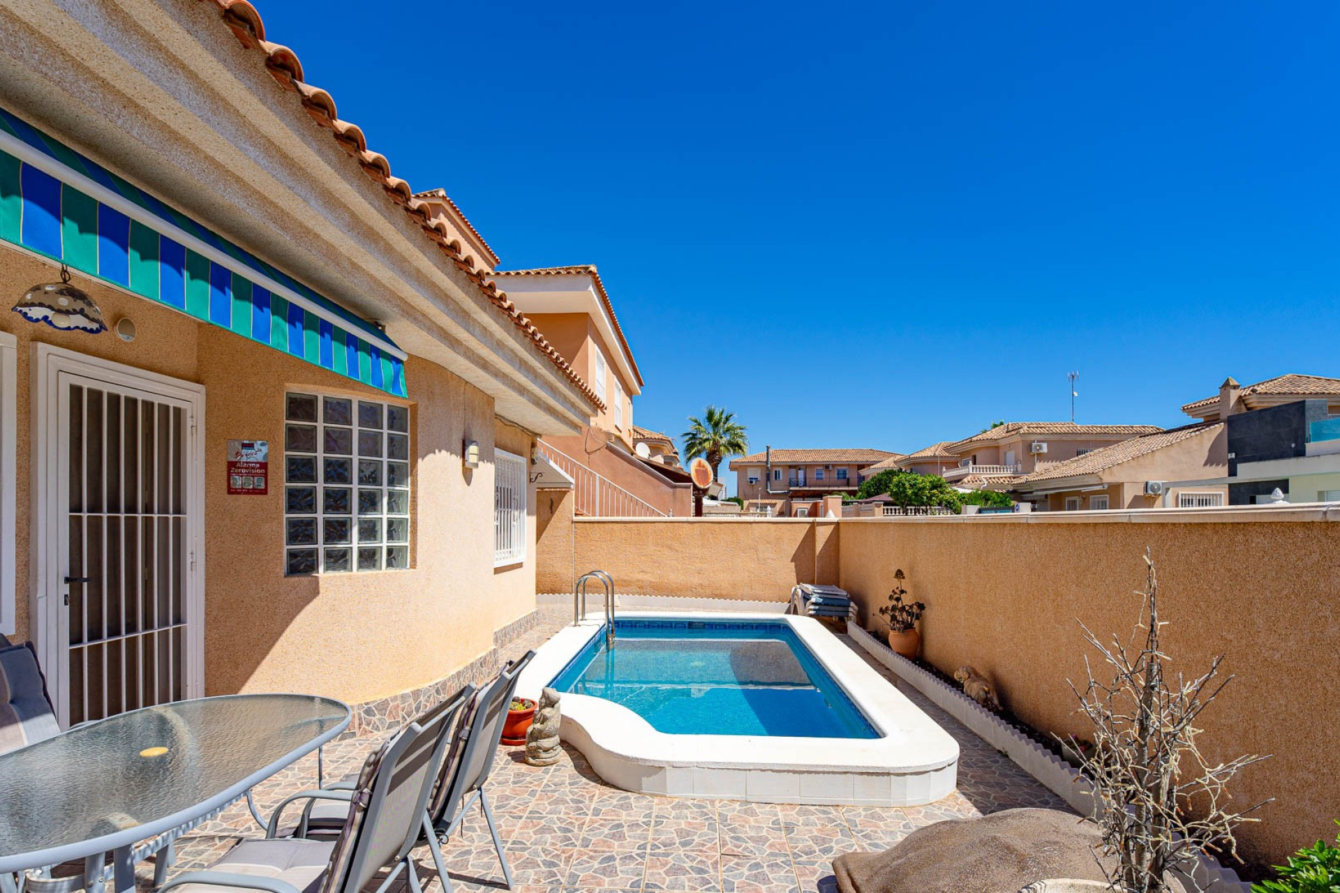 Resale - Detached Villa - Punta Prima