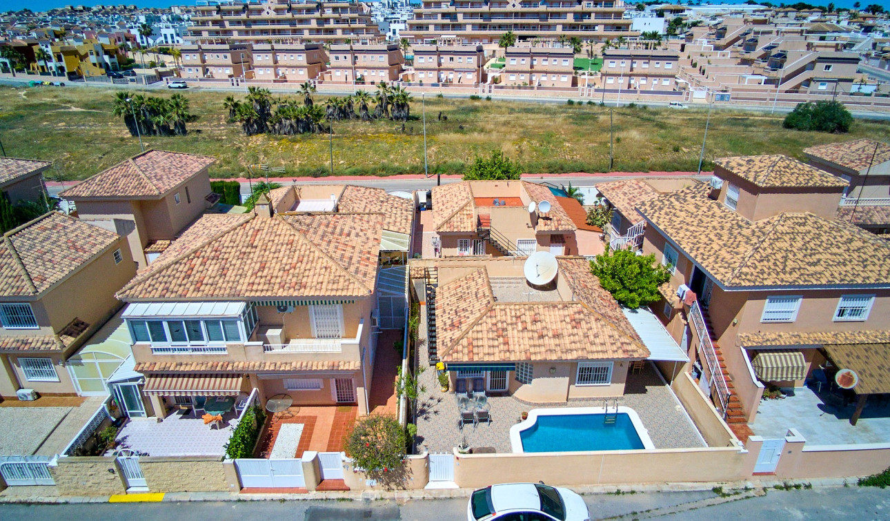 Resale - Detached Villa - Punta Prima