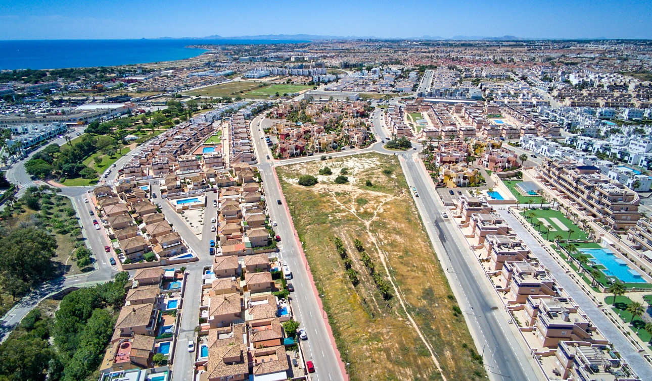 Resale - Detached Villa - Punta Prima