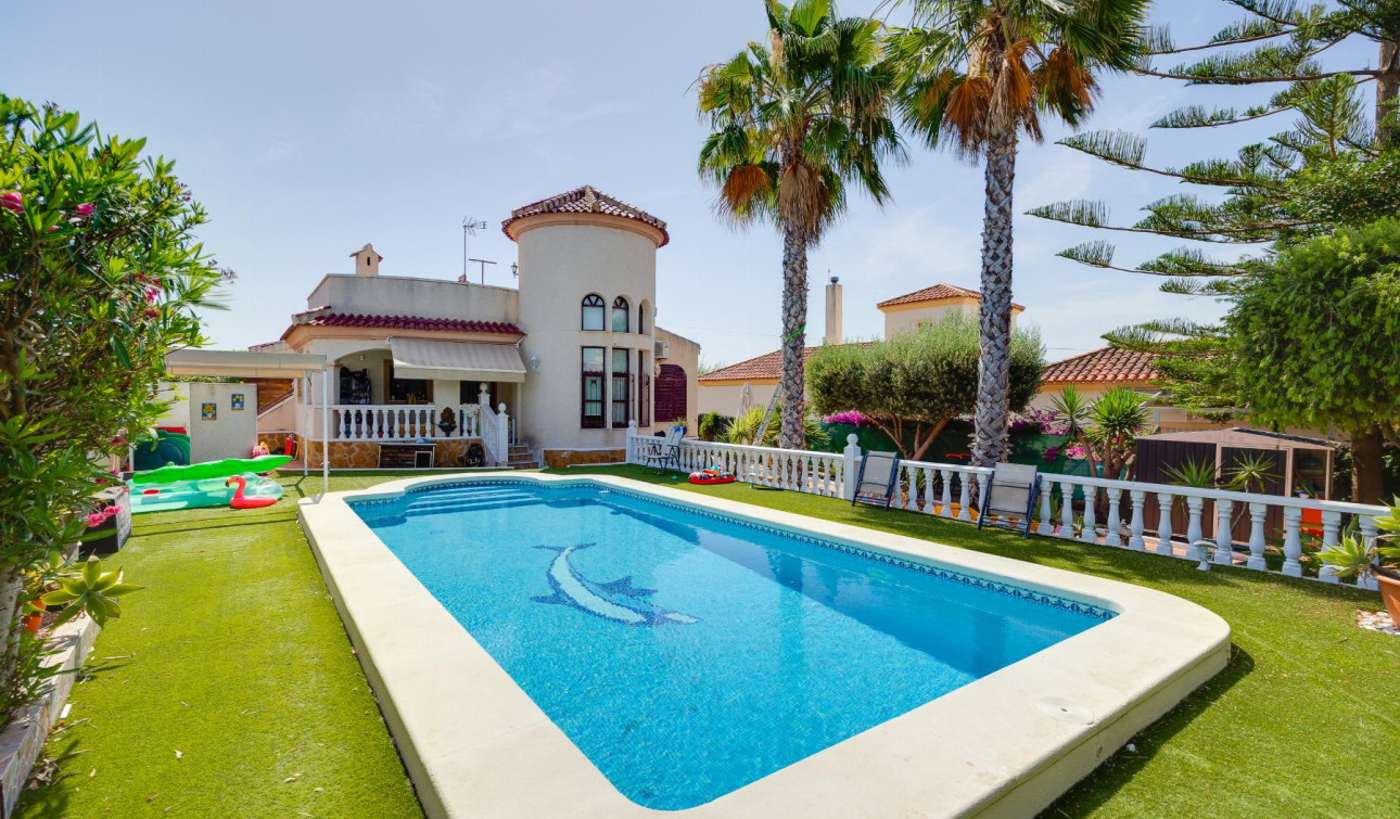 Resale - Detached Villa - San Fulgencio - La Marina