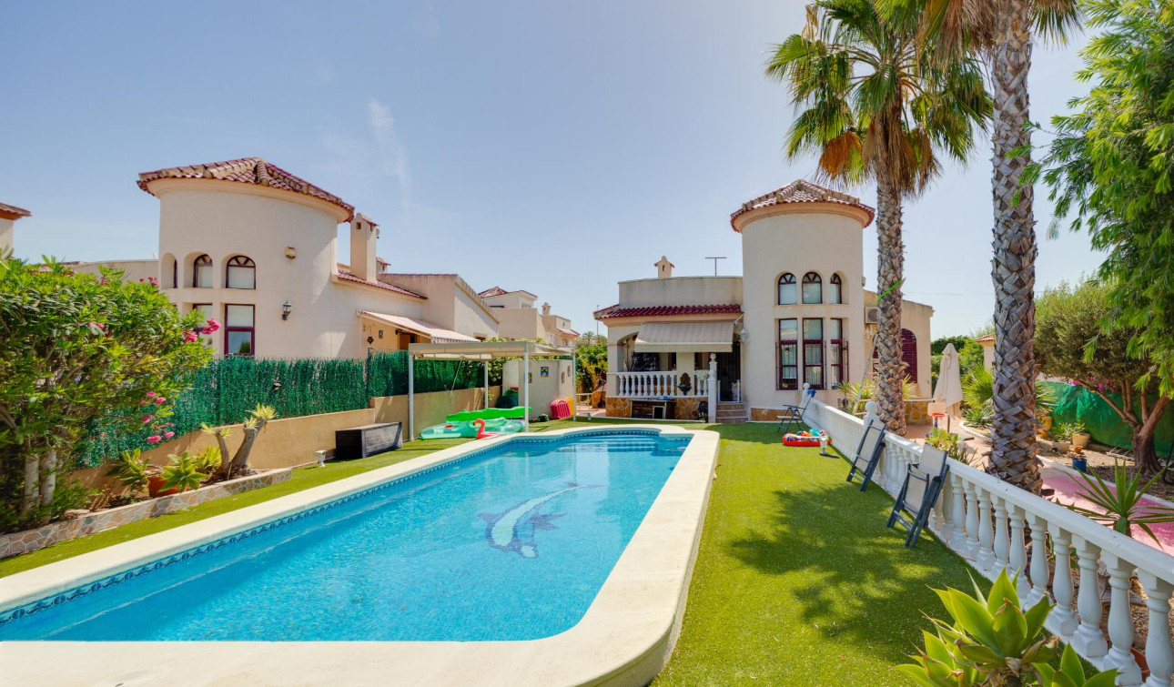 Resale - Detached Villa - San Fulgencio - La Marina