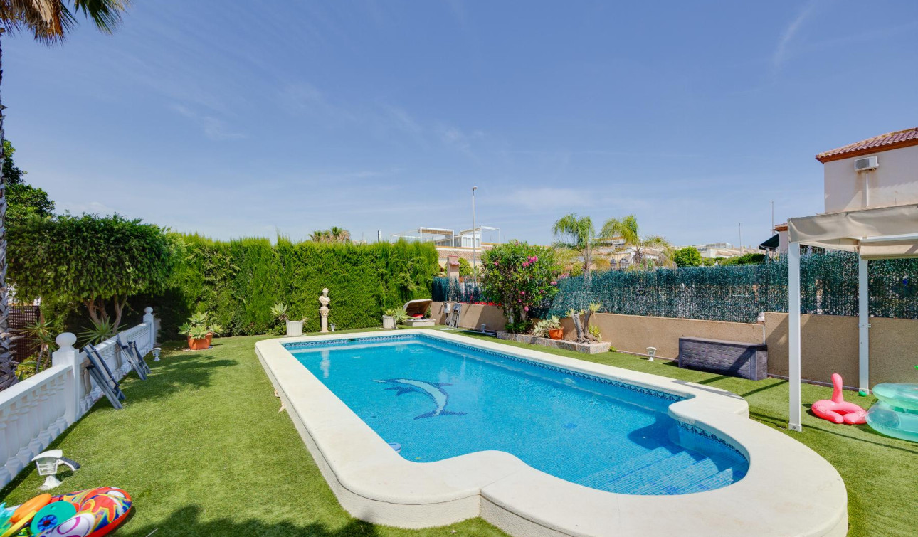 Resale - Detached Villa - San Fulgencio - La Marina
