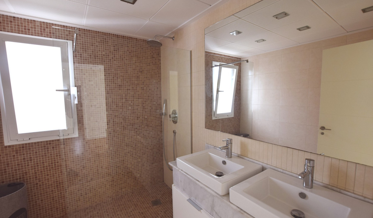 Resale - Detached Villa - San Fulgencio - La Marina