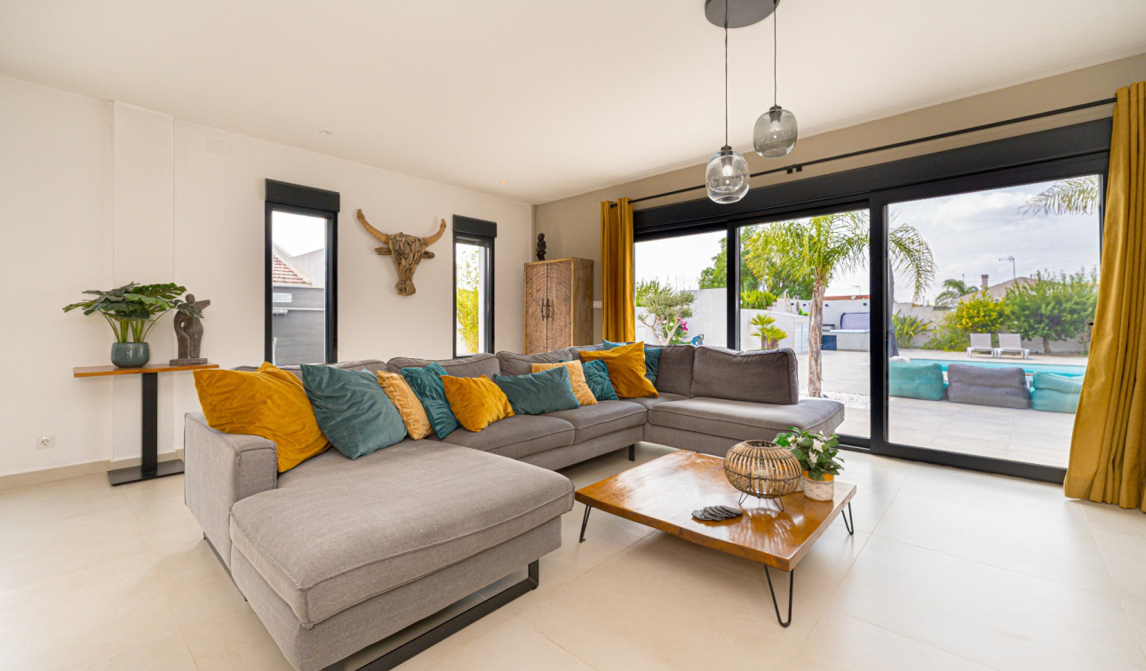 Resale - Detached Villa - San Fulgencio