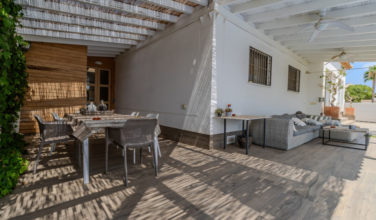 Resale - Detached Villa - San Fulgencio