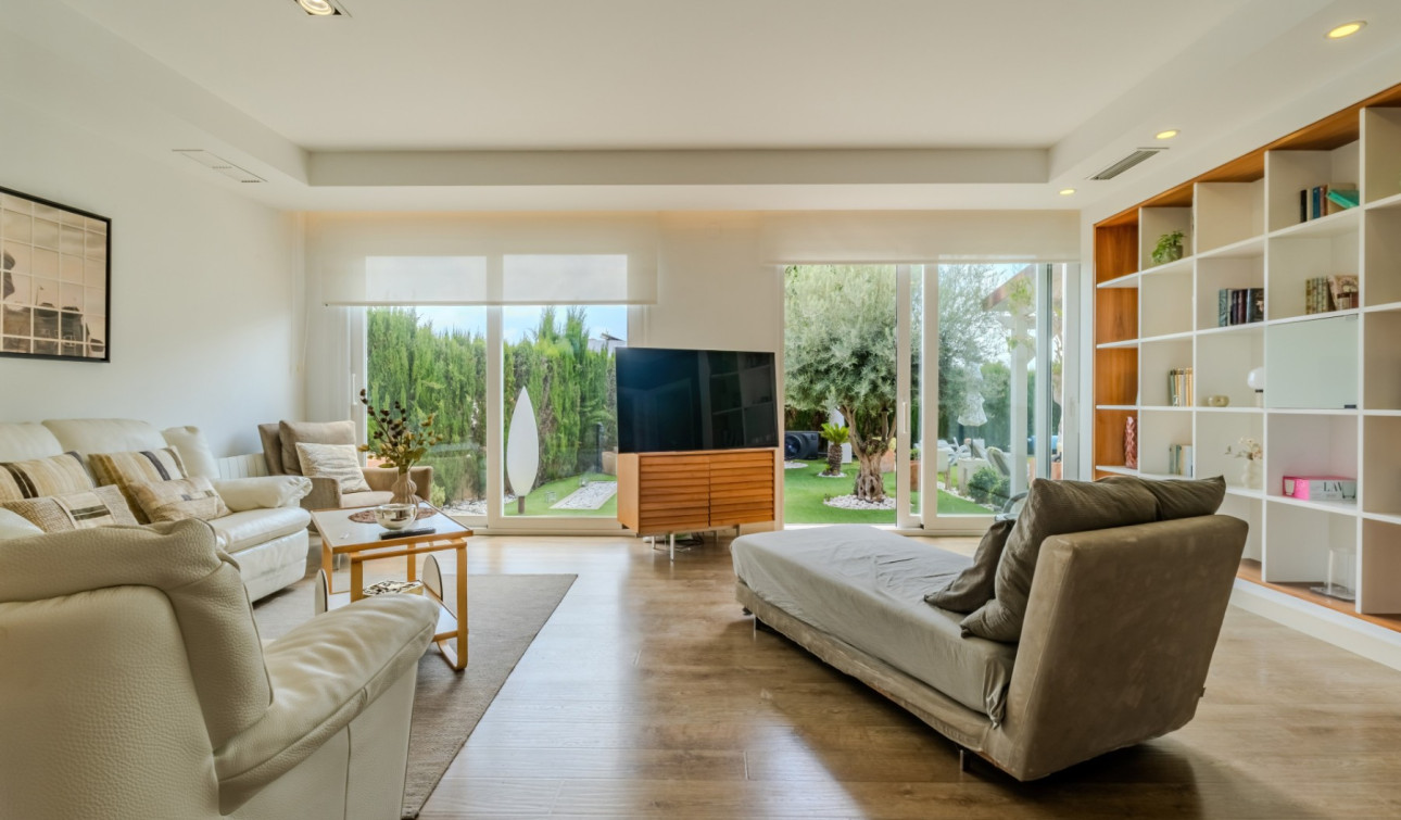 Resale - Detached Villa - San Fulgencio