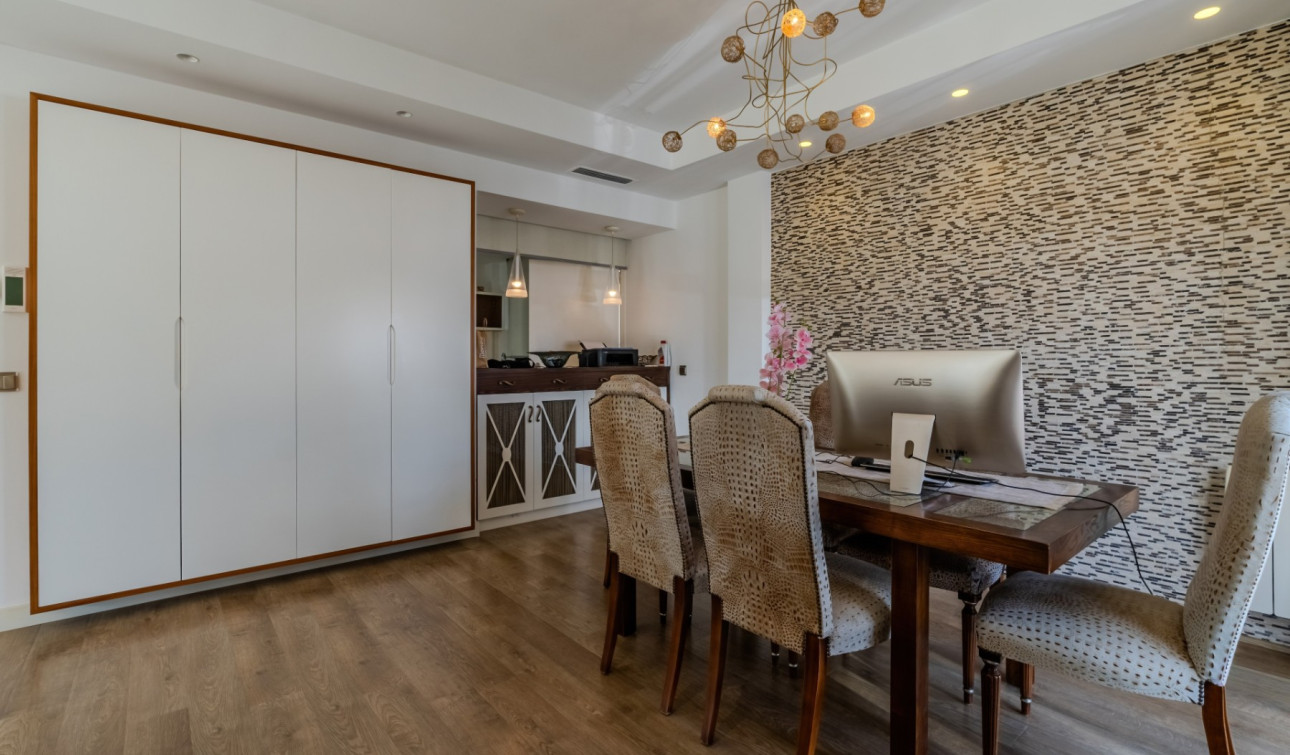 Resale - Detached Villa - San Fulgencio
