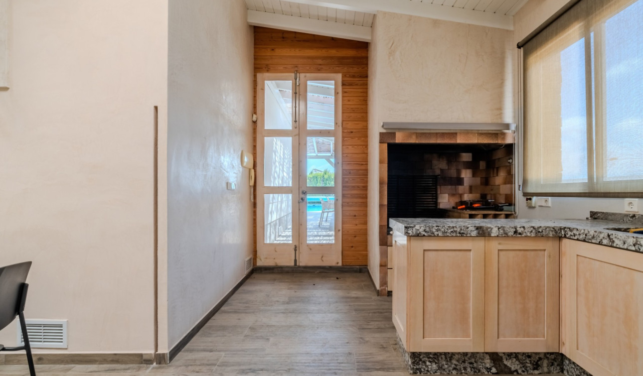 Resale - Detached Villa - San Fulgencio