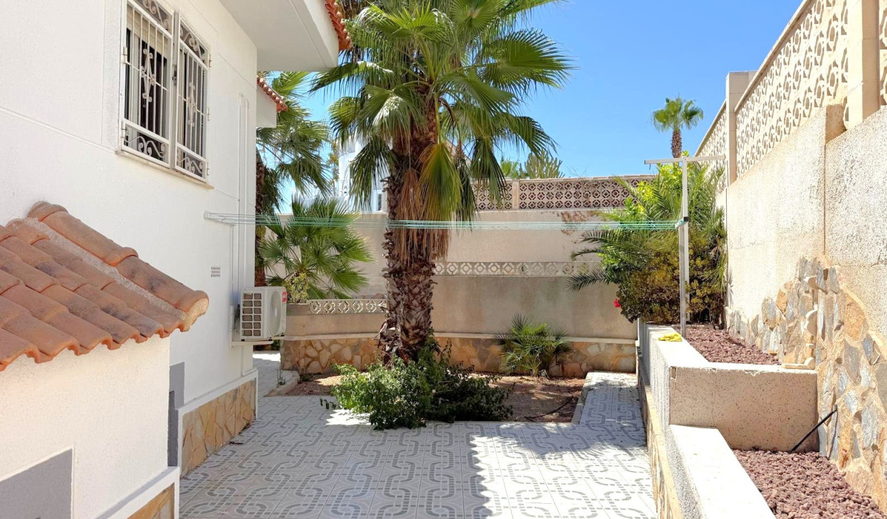 Resale - Detached Villa - San Miguel de Salinas - Blue Lagoon