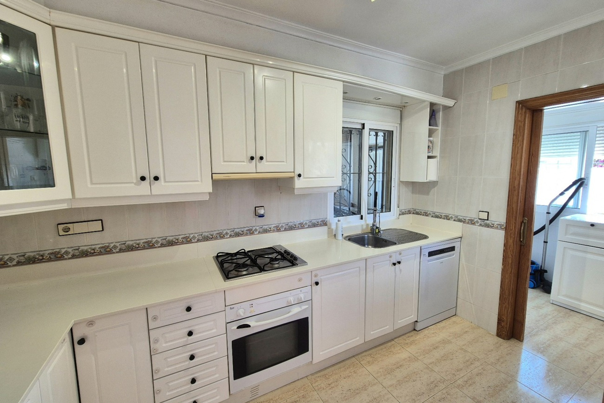 Resale - Detached Villa - San Miguel de Salinas - Ciudad De Las Comunicaciones