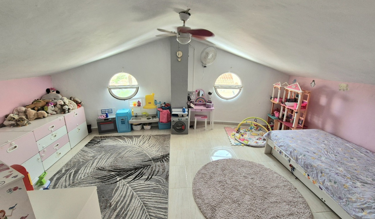 Resale - Detached Villa - San Miguel de Salinas - Ciudad De Las Comunicaciones