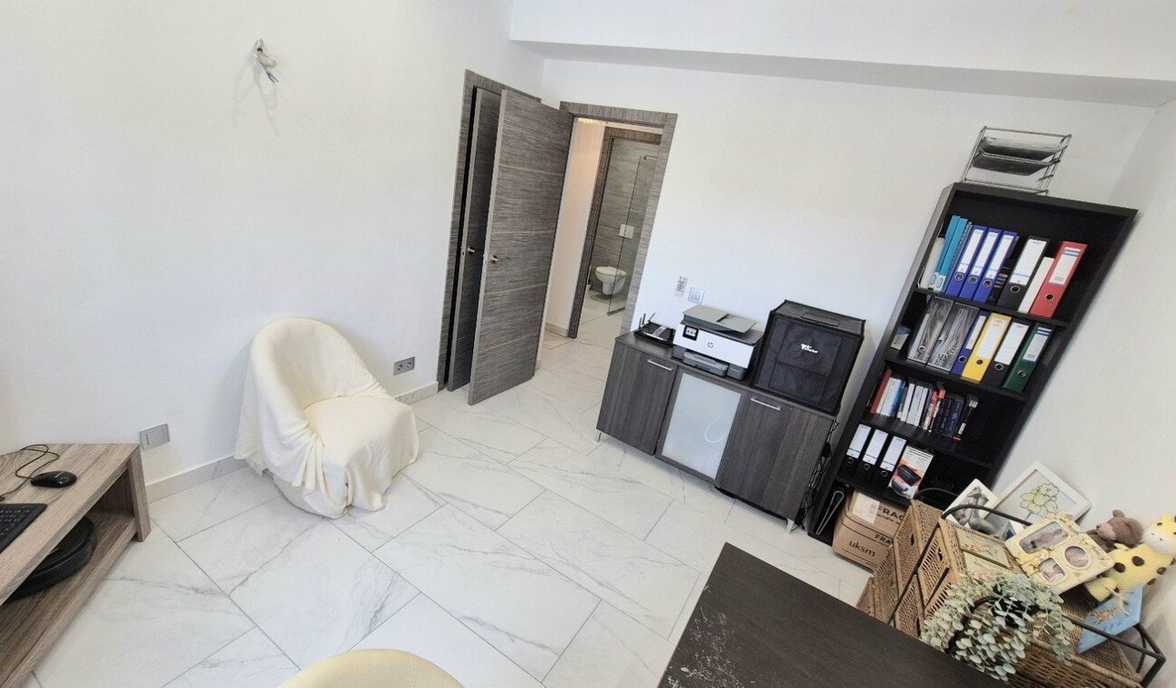 Resale - Detached Villa - San Miguel de Salinas - Ciudad De Las Comunicaciones