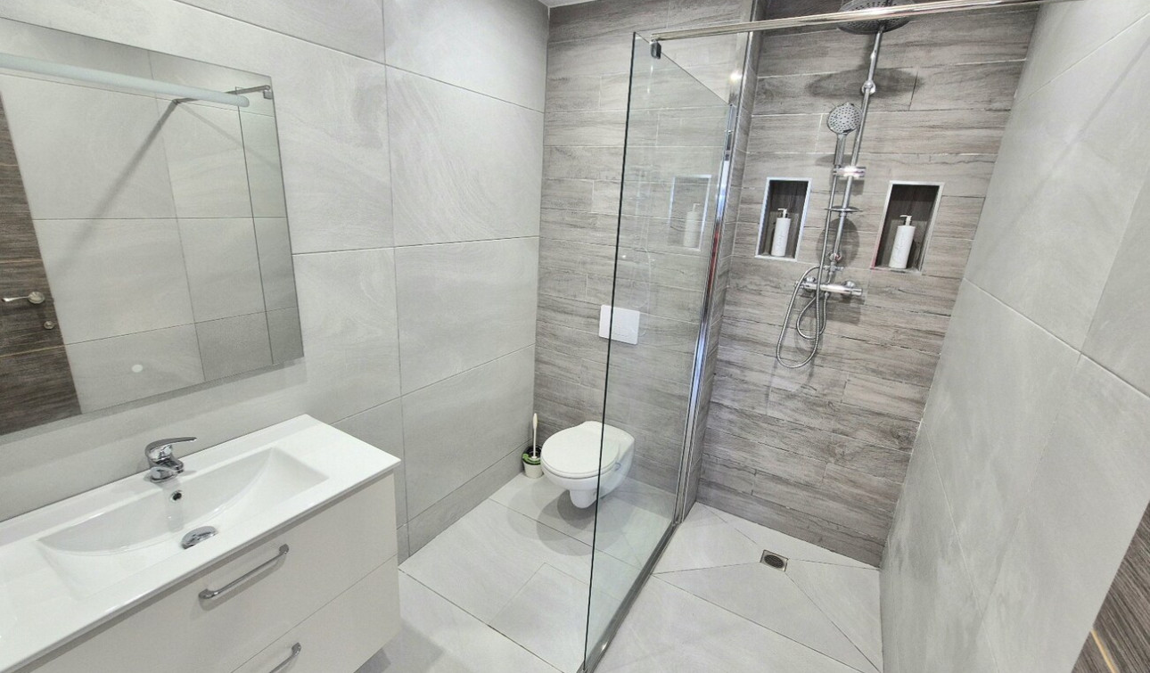 Resale - Detached Villa - San Miguel de Salinas - Ciudad De Las Comunicaciones