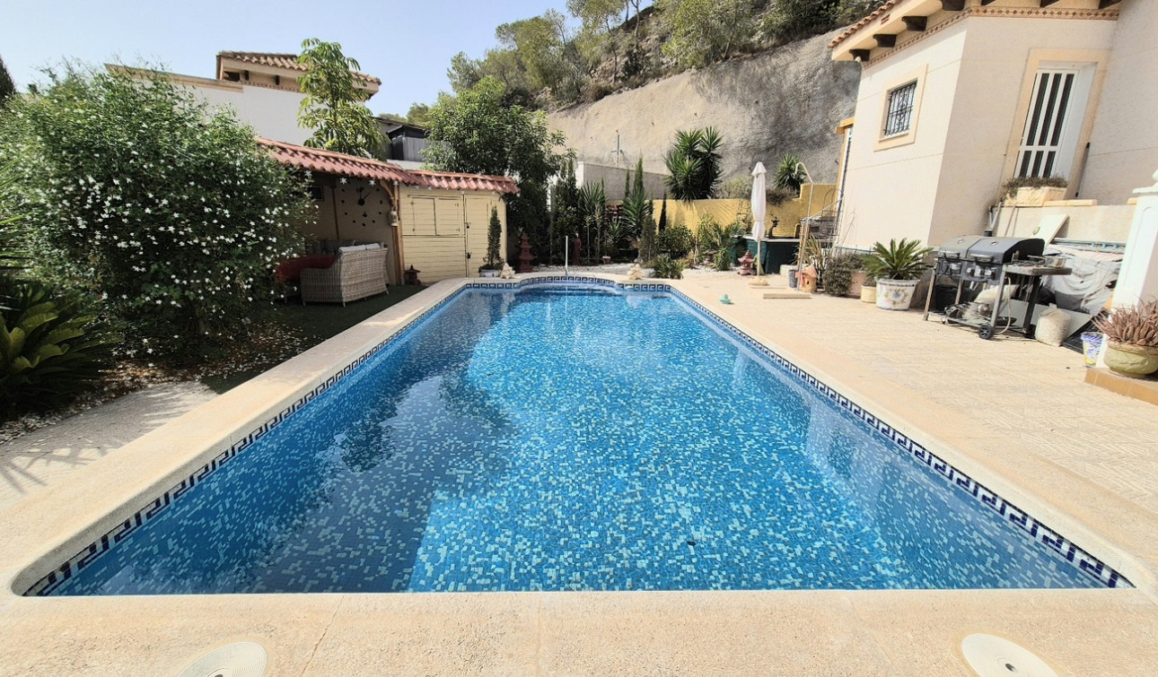 Resale - Detached Villa - San Miguel de Salinas - Ciudad De Las Comunicaciones