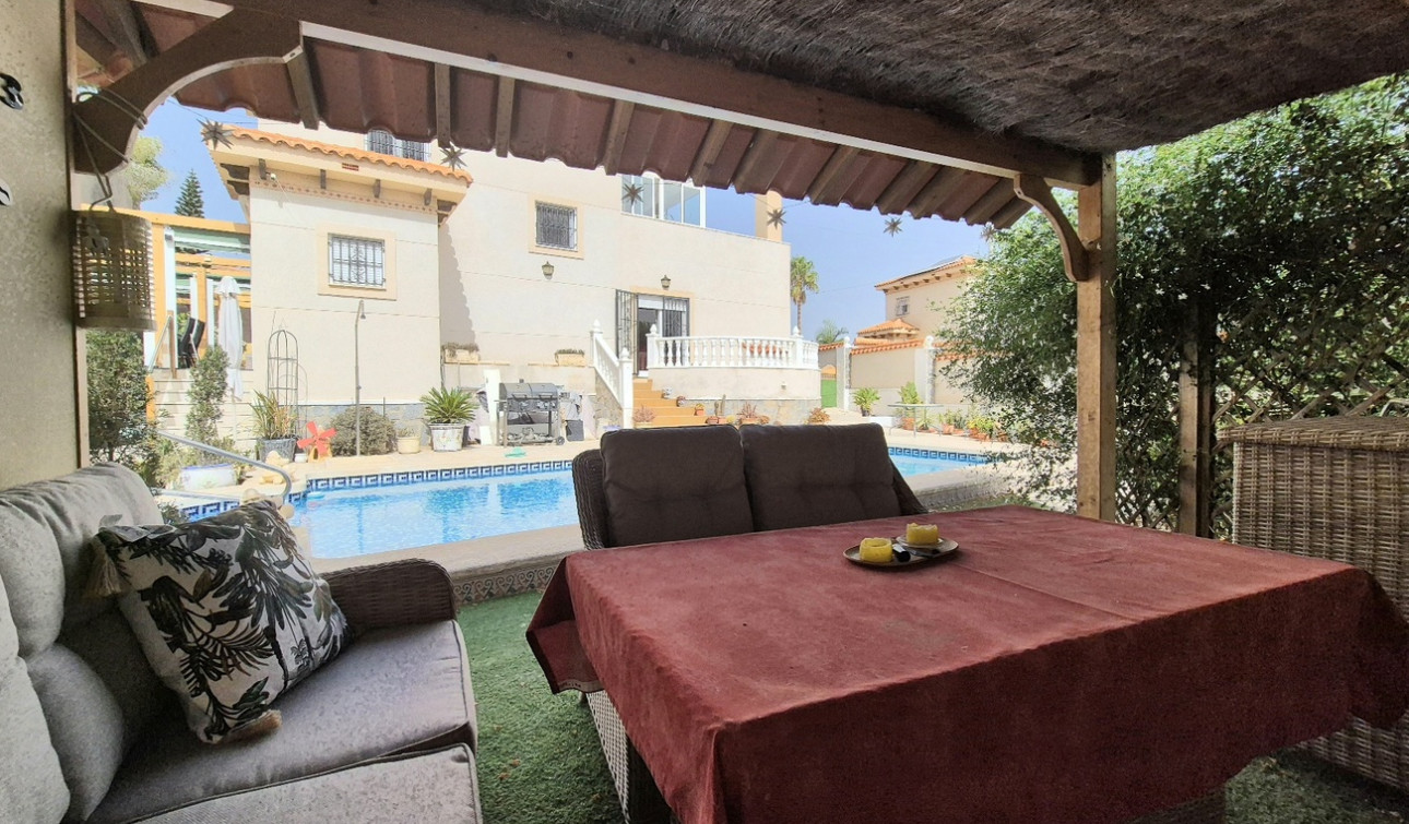 Resale - Detached Villa - San Miguel de Salinas - Ciudad De Las Comunicaciones