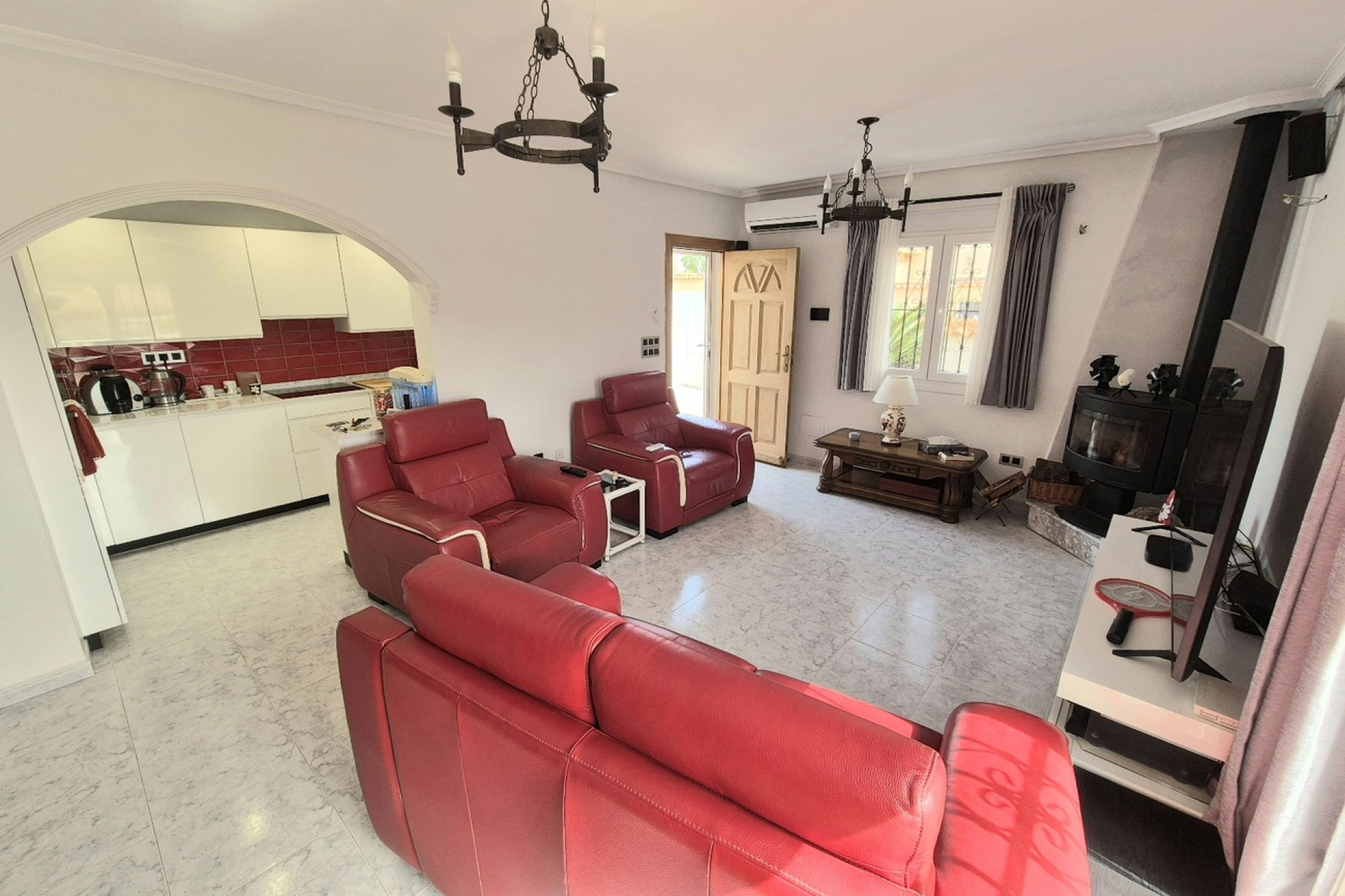 Resale - Detached Villa - San Miguel de Salinas - Ciudad De Las Comunicaciones