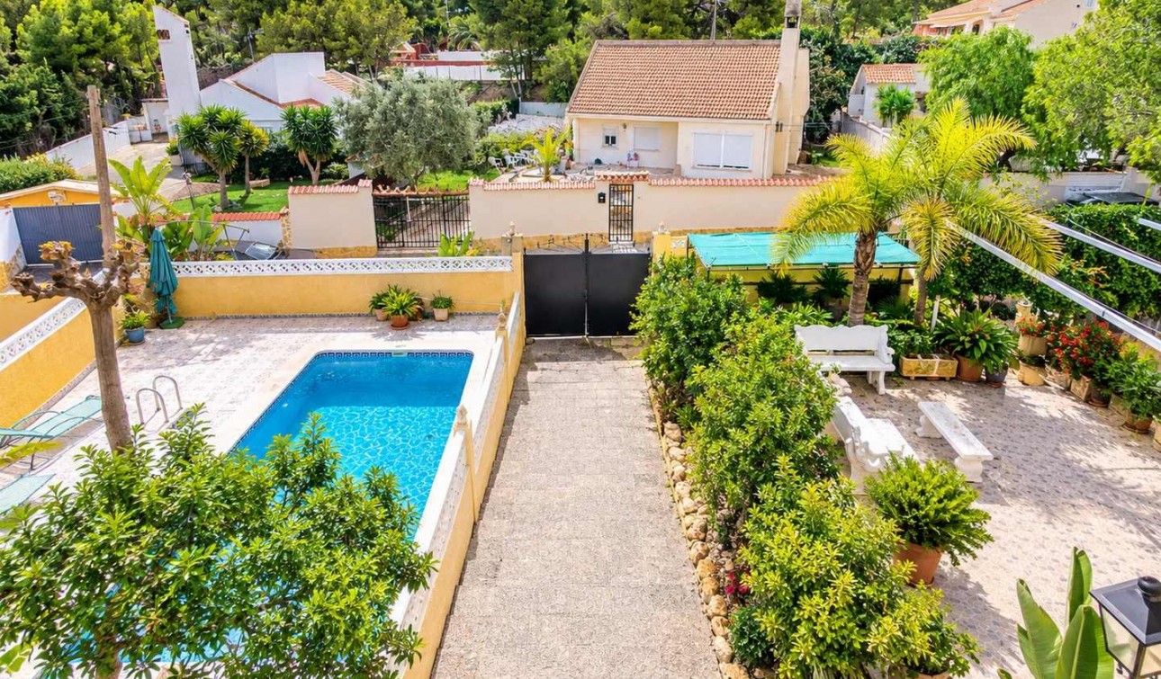 Resale - Detached Villa - San Miguel de Salinas - Ciudad De Las Comunicaciones