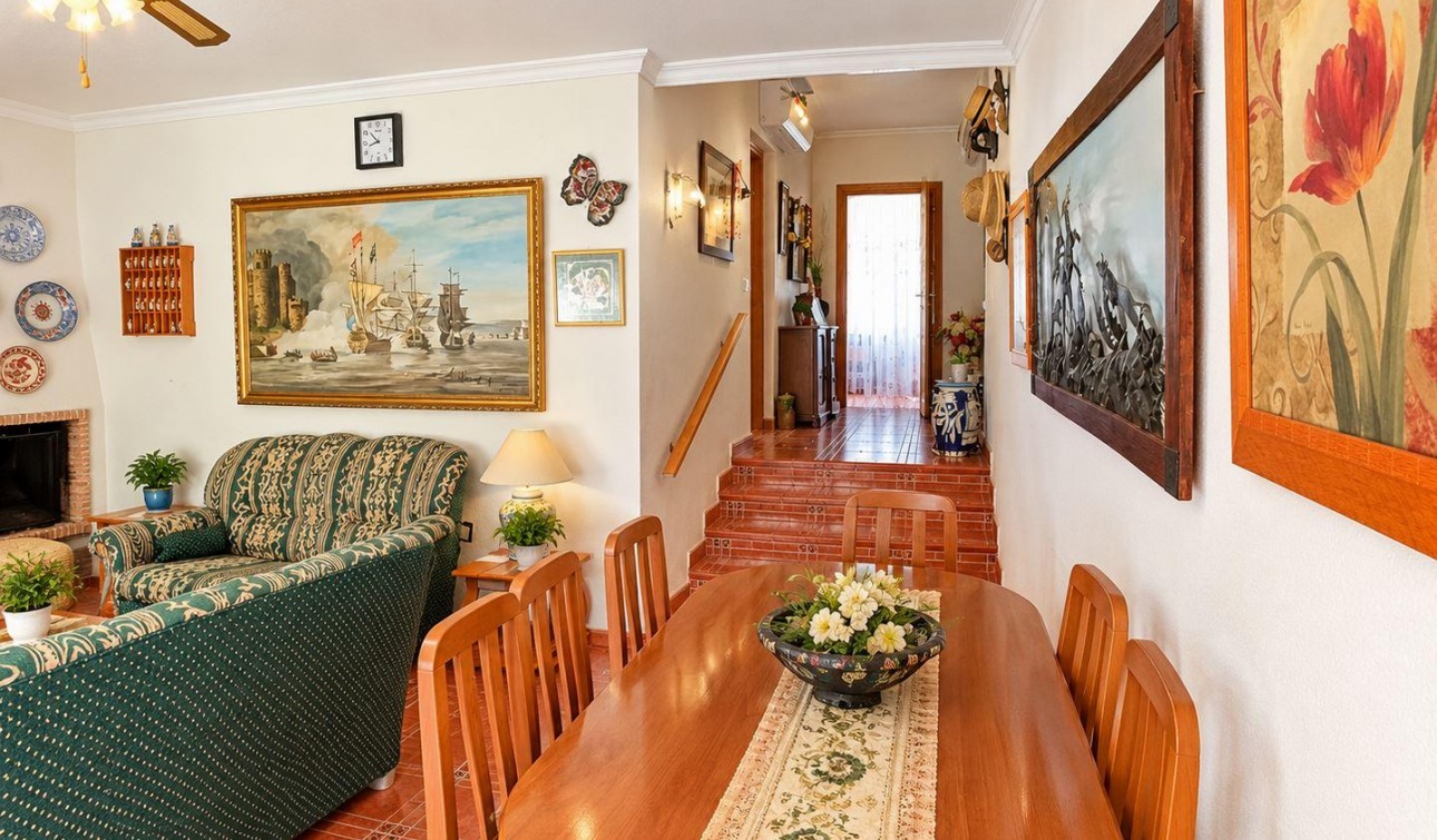 Resale - Detached Villa - San Miguel de Salinas - Ciudad De Las Comunicaciones