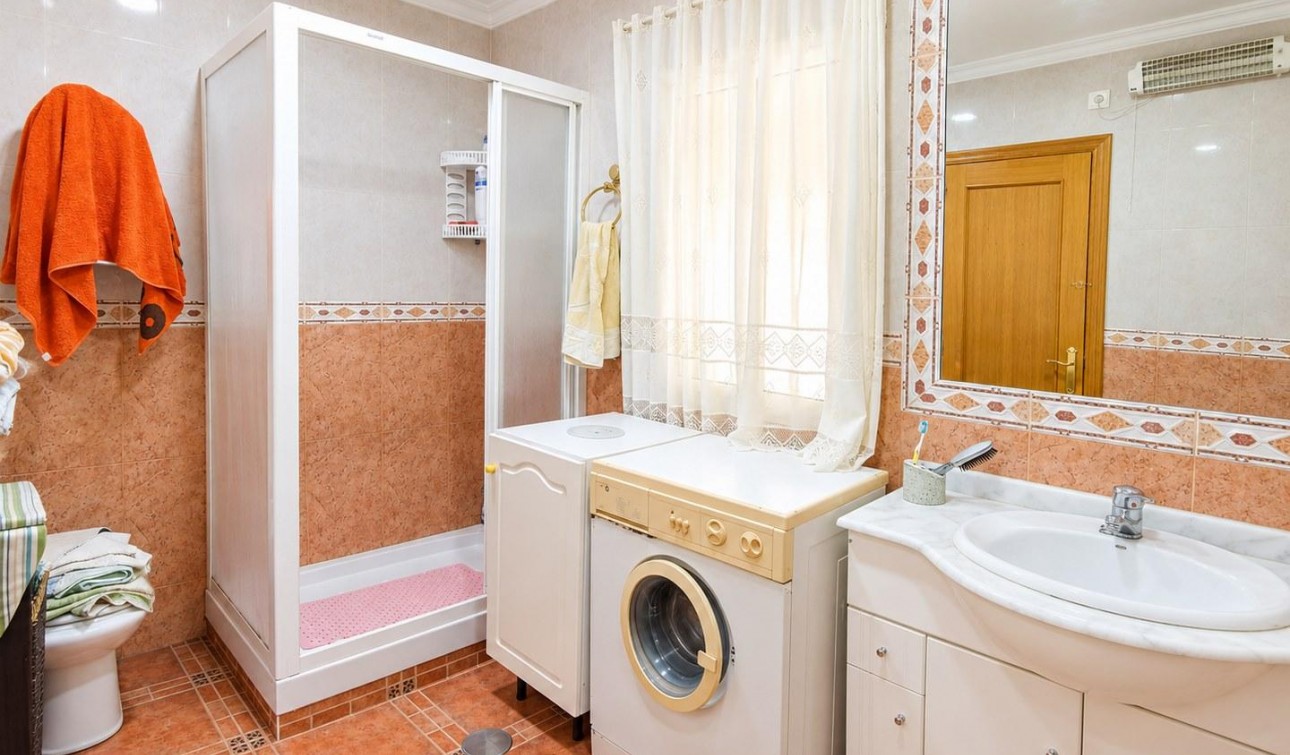 Resale - Detached Villa - San Miguel de Salinas - Ciudad De Las Comunicaciones