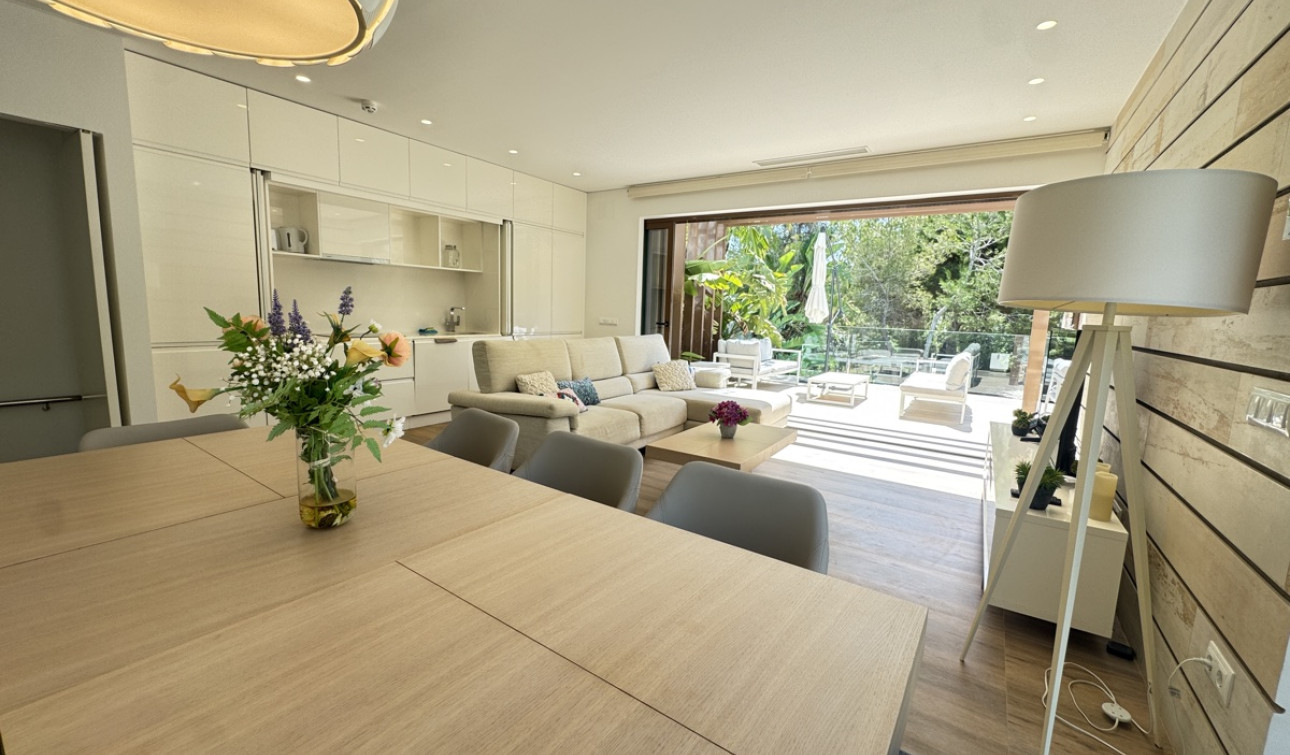 Resale - Detached Villa - San Miguel de Salinas - Las Colinas Golf