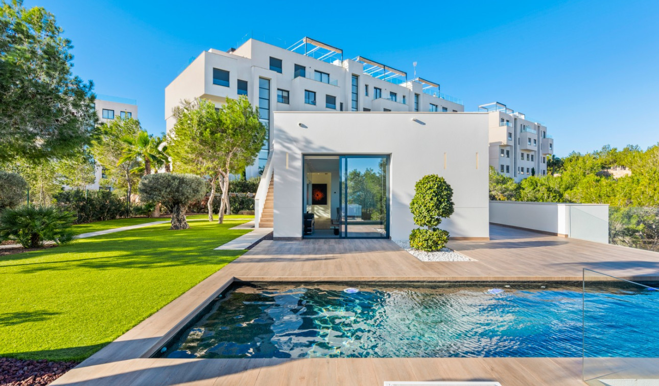 Resale - Detached Villa - San Miguel de Salinas - Las Colinas golf