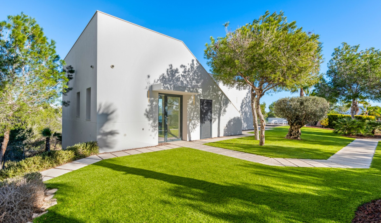 Resale - Detached Villa - San Miguel de Salinas - Las Colinas golf